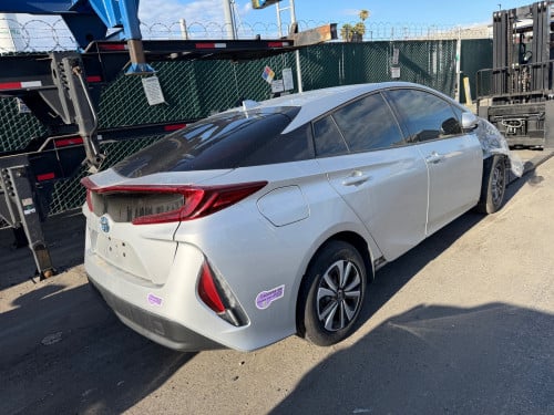 8មុឺនម៉ាយ៍ 💥Prius Prime 2018 Full Premium