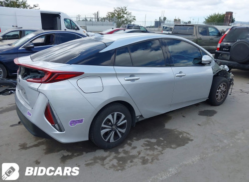 8មុឺនម៉ាយ៍ 💥Prius Prime 2018 Full Premium