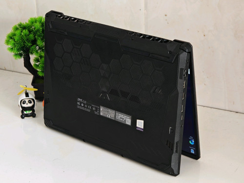 ASUS TUF Gaming A15 FA506II ( 98.99%)