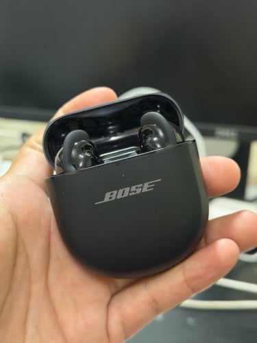 Bose Quietcomfort Ultra Earbuds Black 98%​ ស្នាមសឹកគ្រាប់បន្តិច