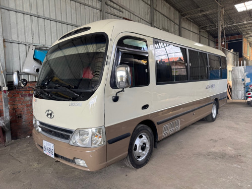 Bus for rent