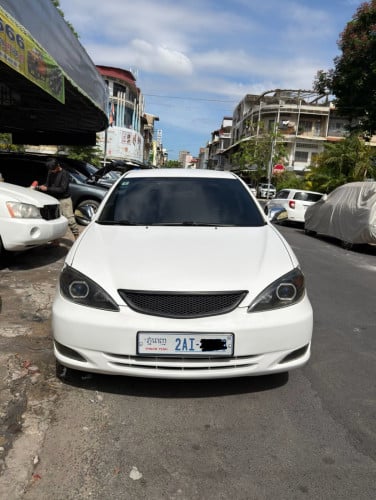 Camry (បាឡែន) 2003 LE ABS ពណ៍សកៅអីចុចសងខាង ទឹកថ្នាំហ្សុីន 90%