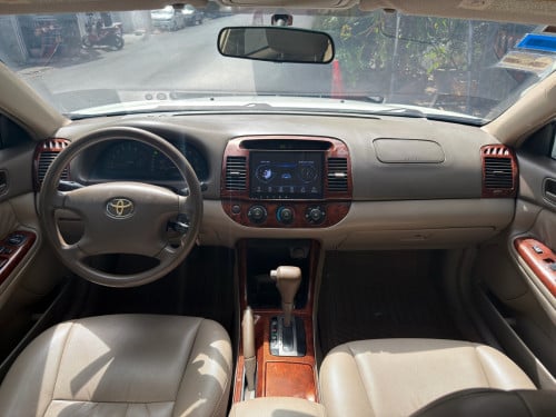 Camry (បាឡែន) 2003 LE ABS ពណ៍សកៅអីចុចសងខាង ទឹកថ្នាំហ្សុីន 90%