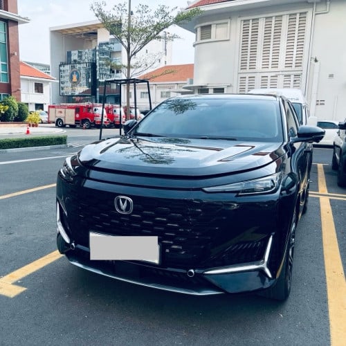 changan uni k 2023 , 50k km very new ទិញពាក់កណ្ដាលឆ្នាំ២០២៤ហេីយ