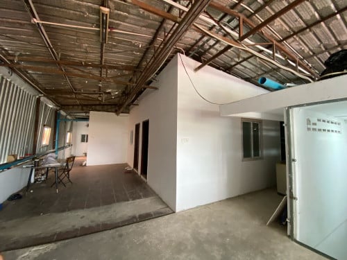 Commercial Showroom For Rent Near Independent monument