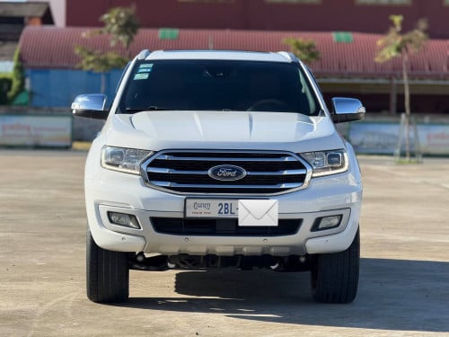 Ford everest titanium 2020 ​ប្រេីបាន6មុឺនគីឡូជាង​