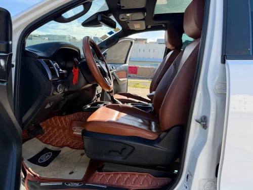 Ford everest titanium 2020 ​ប្រេីបាន6មុឺនគីឡូជាង​
