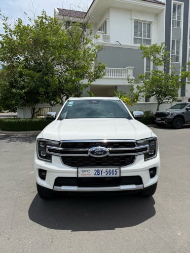 Ford Everest Titanium 2023