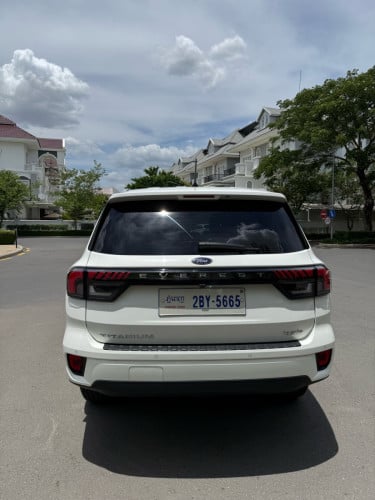 Ford Everest Titanium 2023