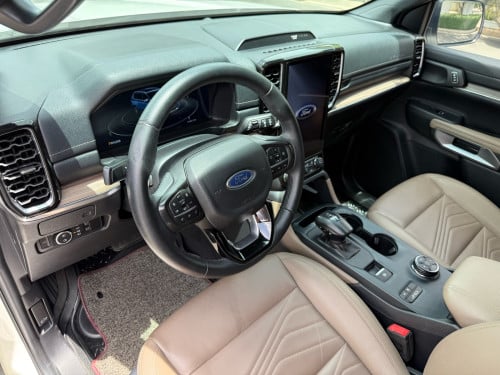 Ford Everest Titanium 2023