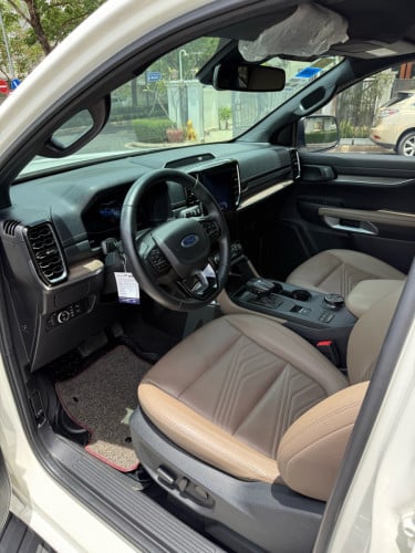 Ford Everest Titanium 2023