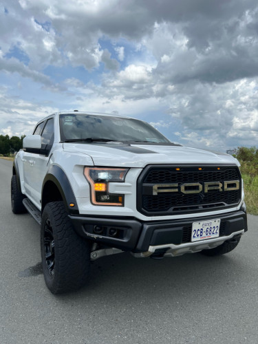 Ford f-150 raptor