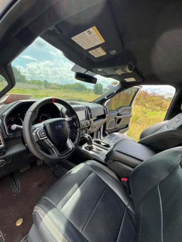 Ford f-150 raptor