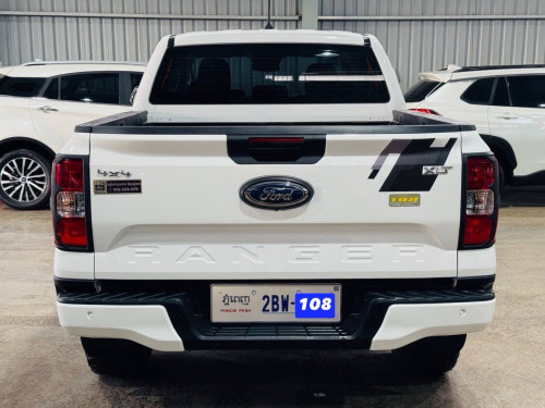 Ford Ranger 2023 XLT ចូលតាមក្រុមហ៊ុន fordថ្នាំសុីន100% ឆ្វេងសុីន