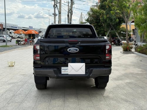Ford Wildtrak 2023 ទេីបកាត់បាន