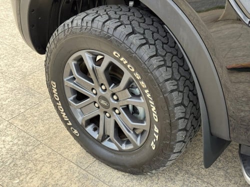 Ford Wildtrak 2023 ទេីបកាត់បាន