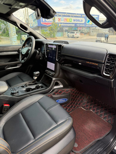 Ford Wildtrak 2023 ទេីបកាត់បាន
