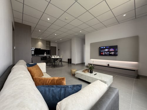 Grand Family Suites Apt | Balcony | Free Parking Near Camko City [家具齐全的公寓] [가구가 완비된 아파트]