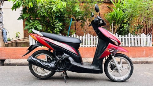 Honda click (110cc, year2007, 450$) have all documents