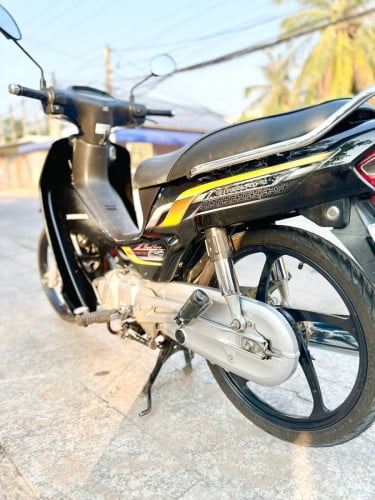 Honda Dream 2021