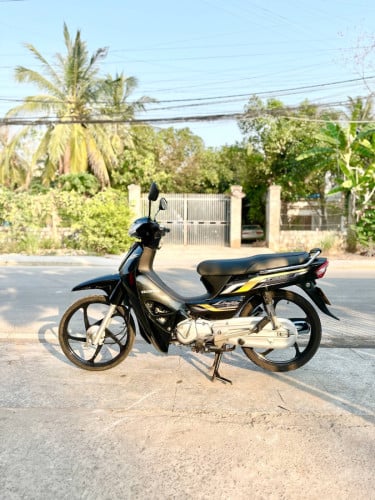 Honda Dream 2021