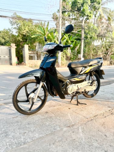 Honda Dream 2021