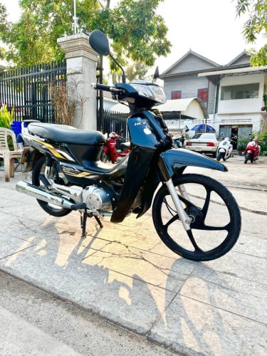 Honda Dream 2021