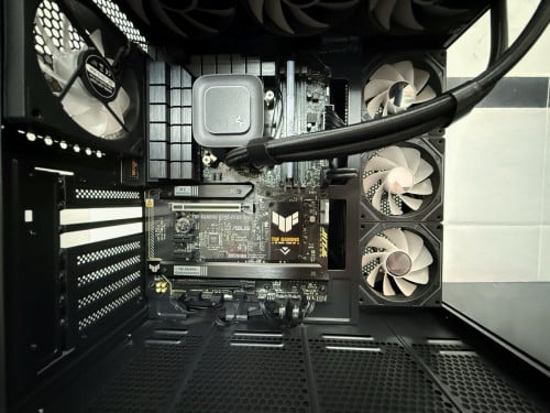 Intel i9-14900KF, M.2 1TB, 32GB 1X Ram, New 99%