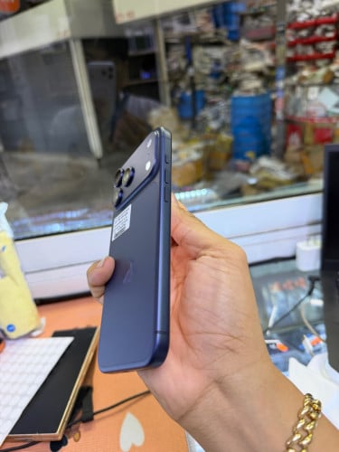 Iphone17promax 256G LL battery 100%