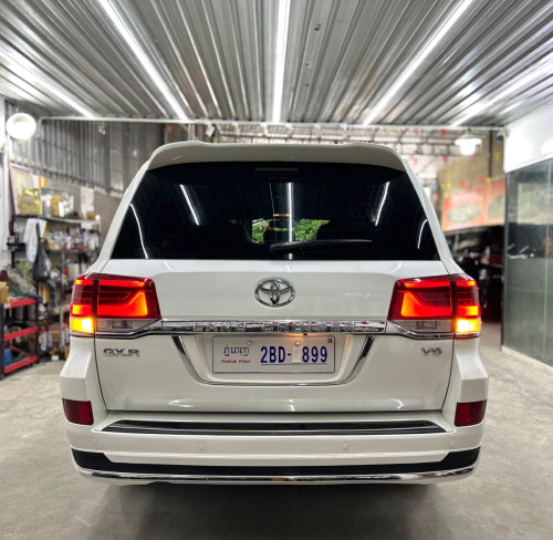 Land Cruiser 2008 up 2021 ស្អាតខ្លាំង😍