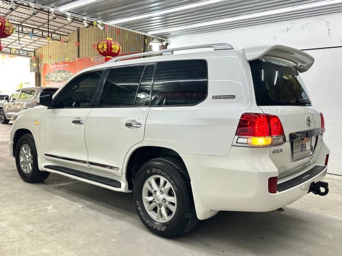 Land Cruiser 2011 ខួប60ឆ្នាំ ថ្មីខ្លាំង