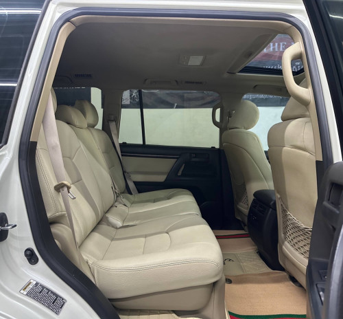 Land Cruiser 2011 ខួប60ឆ្នាំ ថ្មីខ្លាំង
