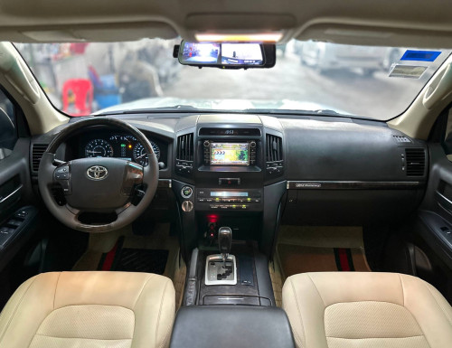 Land Cruiser 2011 ខួប60ឆ្នាំ ថ្មីខ្លាំង