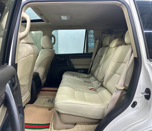 Land Cruiser 2011 ខួប60ឆ្នាំ ថ្មីខ្លាំង