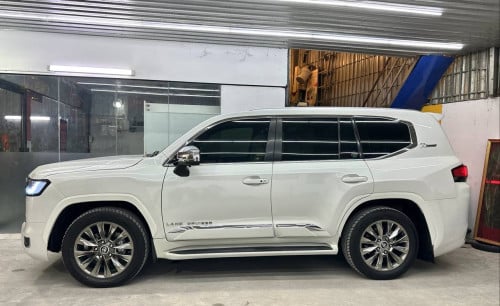 Land Cruiser 2013 up 2022 ស្អាតណាស់😍