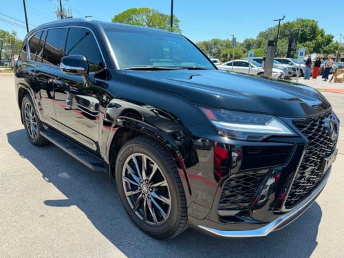 Lexus Lx 600 F-Sport 2022 Full Options ( 25 speakers )