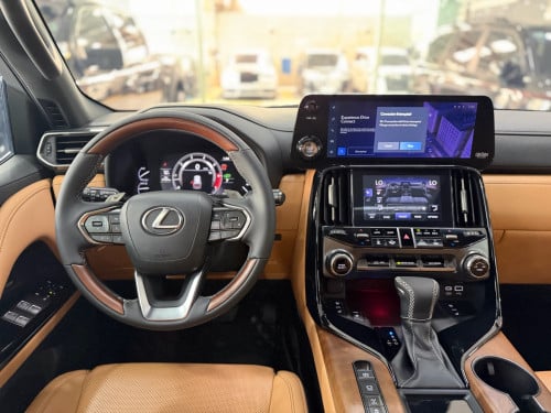 Lexus lx600 2022 7Seat luxury SUV