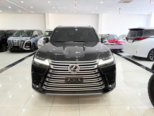 Lexus lx600 2022 7Seat luxury SUV