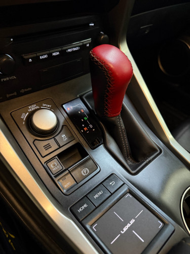 LEXUS NX 200T 2016 FSport 5B P2 (ម៉ៃស្សុីនតិចណាស់)