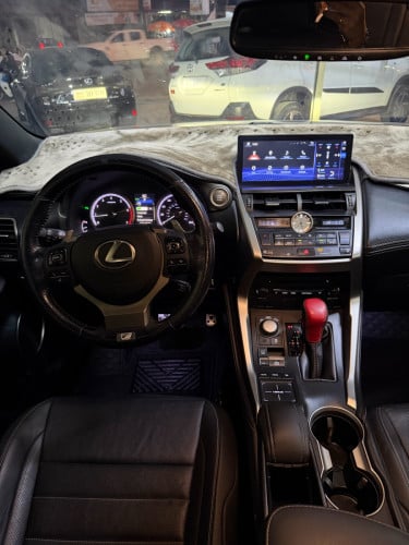 LEXUS NX 200T 2016 FSport 5B P2 (ម៉ៃស្សុីនតិចណាស់)