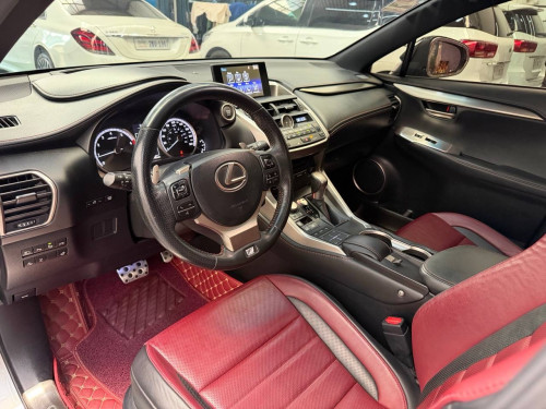 Lexus Nx200t 2015 F sport 7ប៊ូតុង ហ្សុីនមួយជុំ