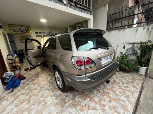 Lexus Rx300 ឆ្នាំ2000 ម្ចាស់ដើមទី1