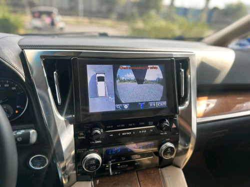 LM 300h 2016 Lounge តាបឡូសុីន