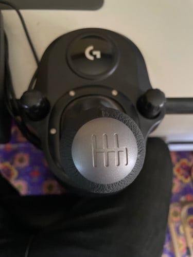 Logitech G29 like new 99.99% with set box
