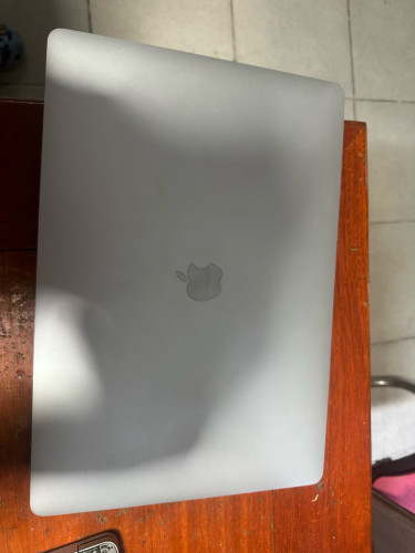 MacBook Pro 2019 512G Ram 16G 590$ 16inch