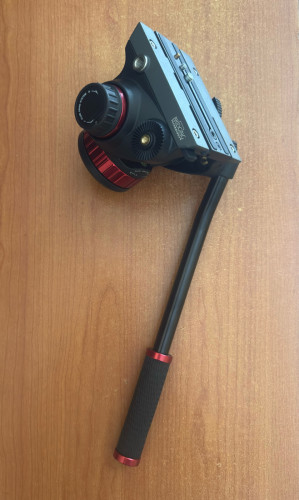 MANFROTTO fluid video head