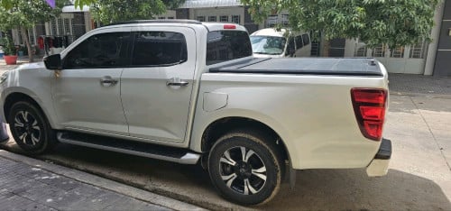 Mazda BT-50 ឆ្នាំ2022 ទឹកថ្នាំសុីនមួយជុំម្ចាស់ប្រើផ្ទាល់ ប្រើអសគីឡូ់តិច