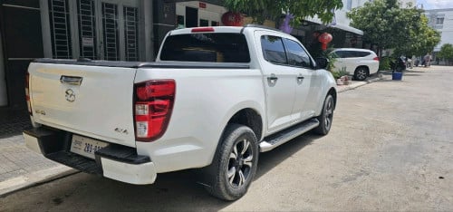 Mazda BT-50 ឆ្នាំ2022 ទឹកថ្នាំសុីនមួយជុំម្ចាស់ប្រើផ្ទាល់ ប្រើអសគីឡូ់តិច