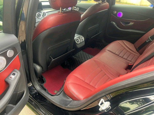 Mercedes C300 AMG Package ក្នុងក្រហម ឆេរី 🍒