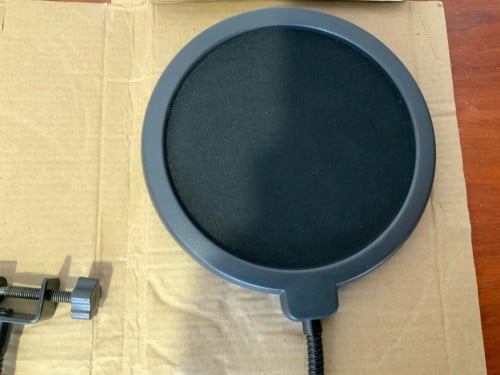 Neewer Pop Shield Studio Microphone Pop Filter - Barely Used / Great Condition